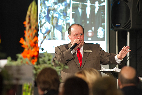 Kenny Lindsay Benefit Auctioneers are certified benefit auction specialists with the experience to ensure that your silent and live auction will be a spectacular fundraising auction experience!